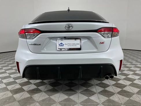 Used 2025 Toyota Corolla SE FWD image 6