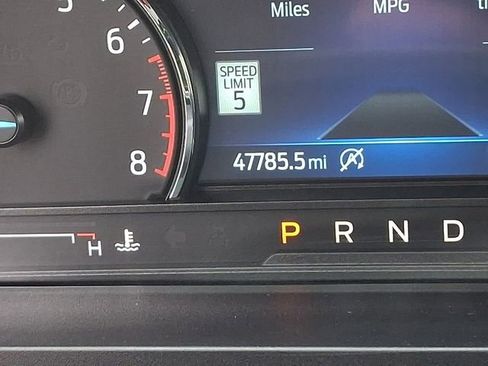 Used 2023 Ford Explorer Limited image 20