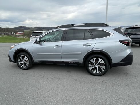 Used 2020 Subaru Outback Limited w/ Popular Package #2 image 7