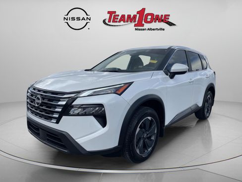 Used 2024 Nissan Rogue SV FWD image 4