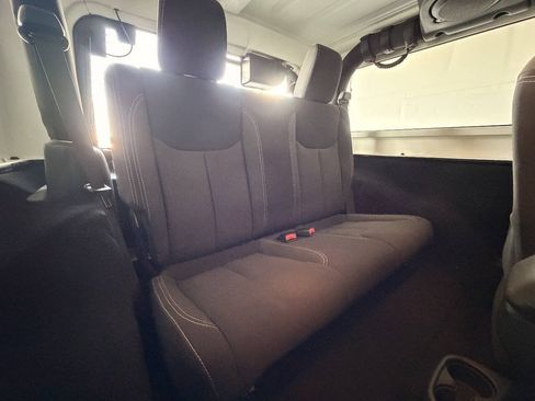 Used 2013 Jeep Wrangler Rubicon w/ PWR Convenience Group AWD/4WD image 18