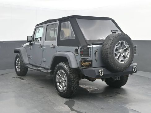Used 2015 Jeep Wrangler Unlimited Sport w/ Quick Order Package 24S AWD/4WD image 3