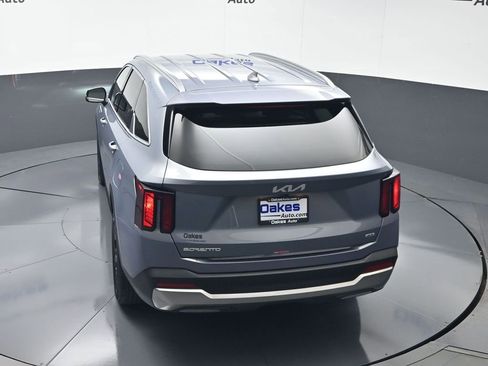 Certified 2025 Kia Sorento S AWD/4WD image 52