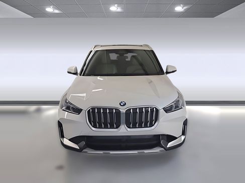 Used 2025 BMW X1 xDrive28i w/ Convenience Package image 2