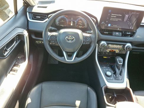 Used 2023 Toyota RAV4 Limited AWD/4WD image 10