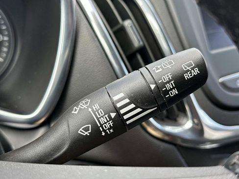 Certified 2023 Chevrolet Equinox LT FWD image 23