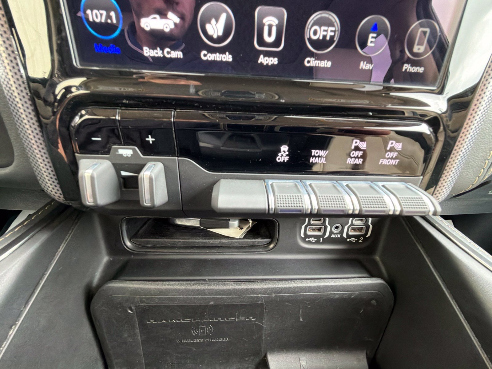 Used 2021 RAM 1500 Limited w/ Off-Road Group AWD/4WD image 27