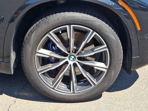 Used 2021 BMW X5 xDrive40i w/ M Sport Package AWD/4WD image 8
