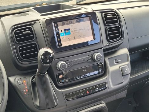 Used 2025 RAM ProMaster 2500 w/ Storage Group image 13