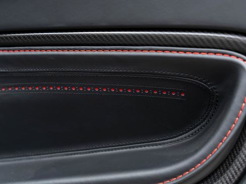 Used 2018 Aston Martin DB11 V12 image 71