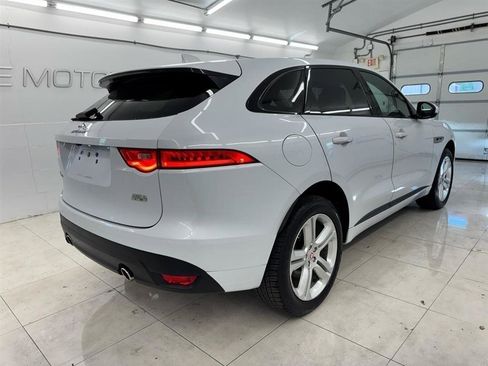 Used 2017 Jaguar F-PACE R-Sport AWD/4WD image 5