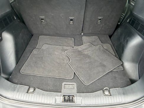Used 2022 Ford Escape SE w/ Convenience Package FWD image 39