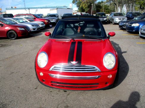 Used 2007 MINI Cooper Convertible image 3