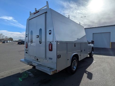 Used 2018 Chevrolet Silverado 3500 LT image 7
