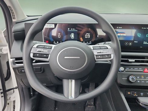 Certified 2025 Hyundai Tucson SE image 20