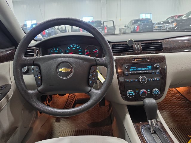 Used 2015 Chevrolet Impala Limited LS FWD image 5