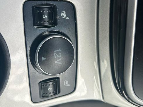 Used 2013 Ford C-MAX Energi SEL FWD image 15