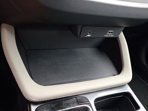 Certified 2026 Subaru Forester AWD/4WD image 22