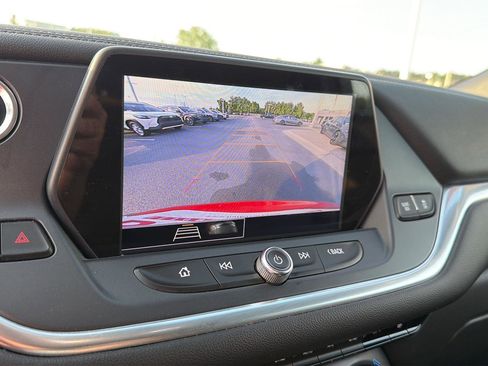 Used 2021 Chevrolet Blazer LT FWD image 24