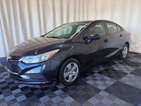 Used 2016 Chevrolet Cruze LS FWD image 2