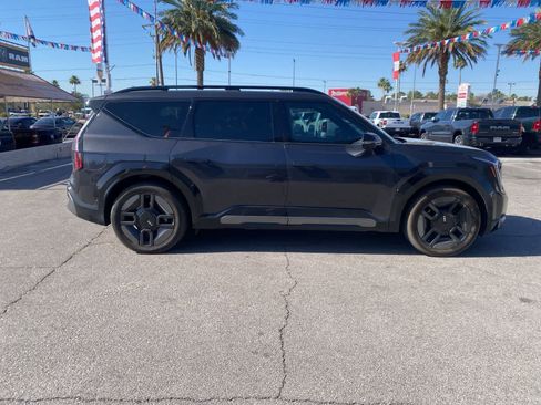 Used 2024 Kia EV9 GT-Line AWD/4WD image 4