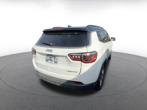 Used 2025 Jeep Compass Limited image 7