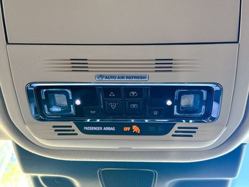 Used 2024 Lincoln Aviator Reserve w/ Equipment Group 201A image 32