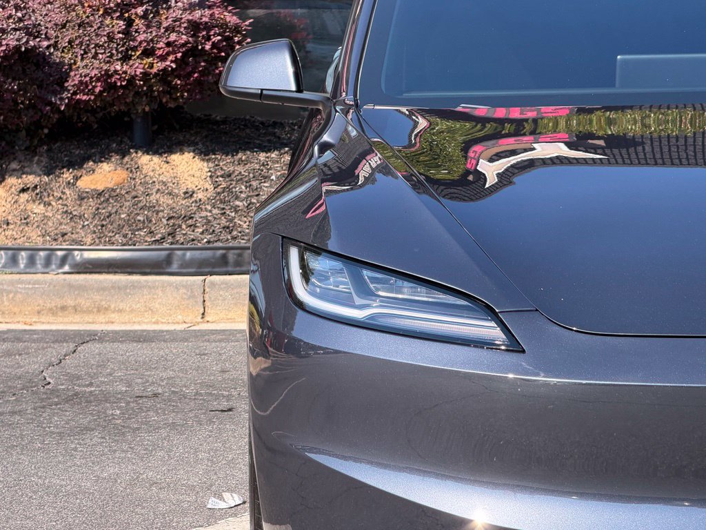 Used 2024 Tesla Model 3 Standard Range RWD image 4