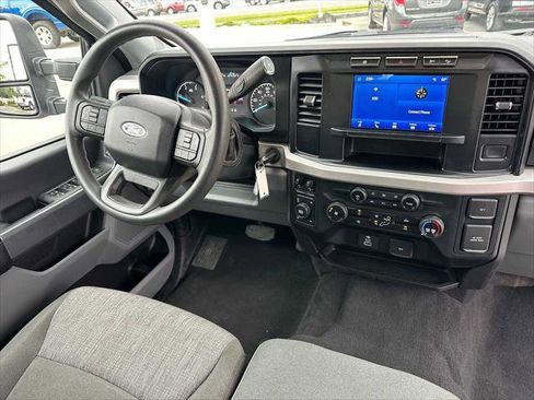 Used 2023 Ford F350 XLT w/ FX4 Off-Road Package image 11