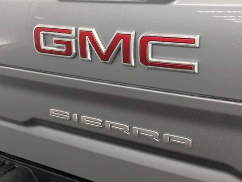 Used 2023 GMC Sierra 1500 AT4 w/ Technology Package image 12