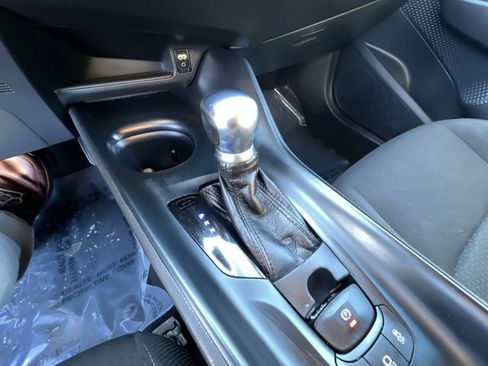 Used 2018 Toyota C-HR XLE image 21