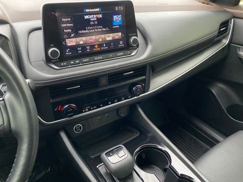 Certified 2023 Nissan Rogue SV w/ SV Premium B Package image 17