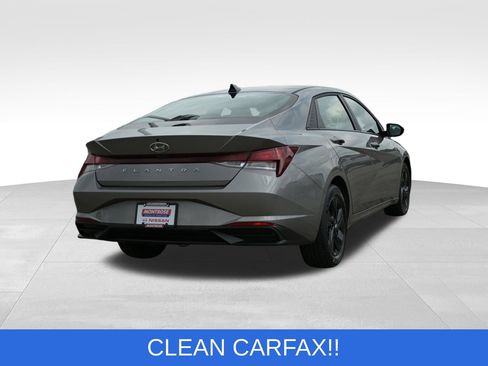 Used 2021 Hyundai Elantra SEL w/ Convenience Package FWD image 12