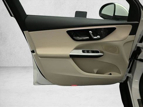 Certified 2026 Mercedes-Benz GLC 300 4MATIC image 18