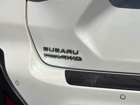 Used 2024 Subaru Crosstrek 2.5i Limited AWD/4WD image 12