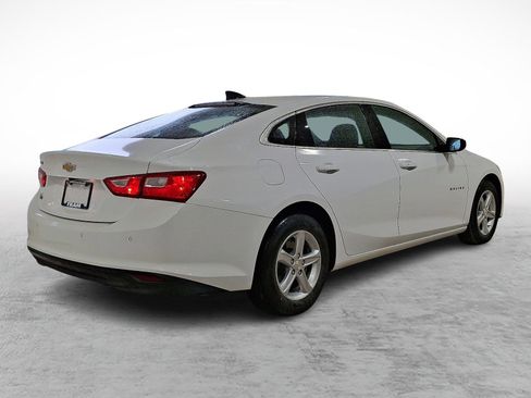 Used 2025 Chevrolet Malibu LS image 7