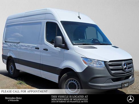 Used 2026 Mercedes-Benz Sprinter 2500 image 1