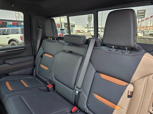 New 2026 GMC Sierra 2500 AT4 w/ AT4 Premium Plus Package AWD/4WD image 17