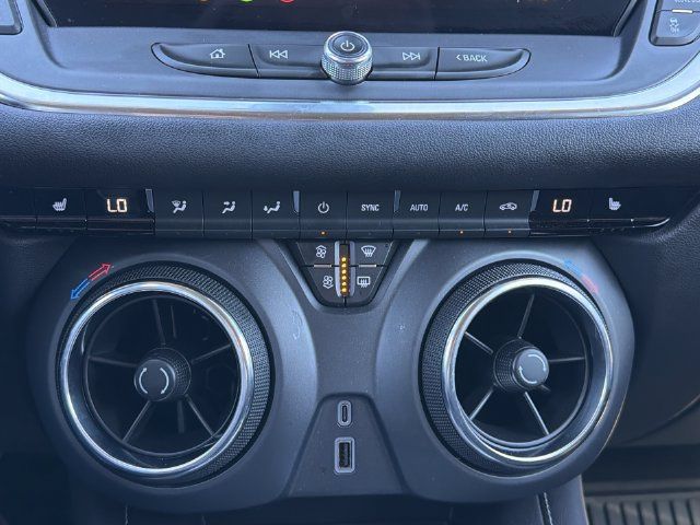 Used 2024 Chevrolet Blazer LT w/ Convenience Package FWD image 20
