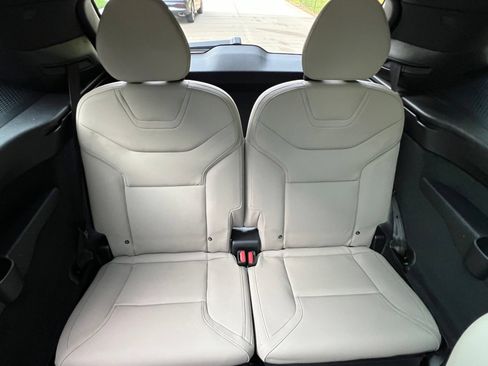 Used 2025 Volvo EX90 Plus AWD/4WD image 22