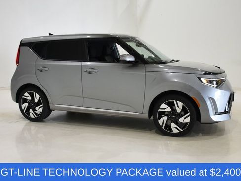 Used 2025 Kia Soul GT-Line w/ GT-Line Technology Package FWD image 3