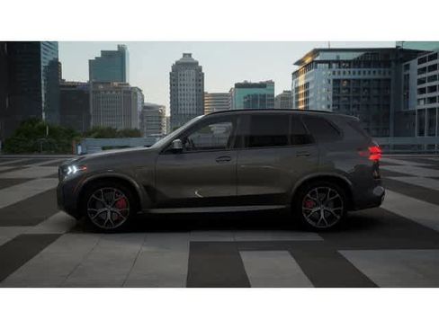 New 2026 BMW X5 xDrive50e w/ M Sport Package image 4