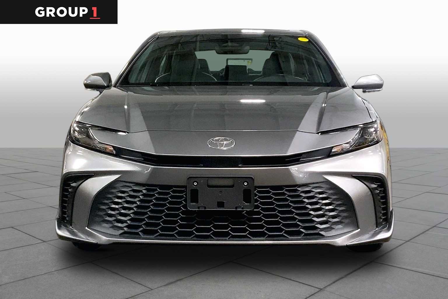 Certified 2025 Toyota Camry SE w/ Convenience Package AWD/4WD image 4