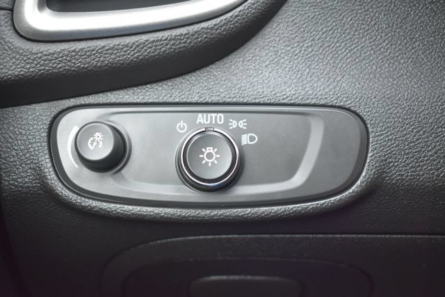 Used 2019 Chevrolet Trax LT AWD/4WD image 20