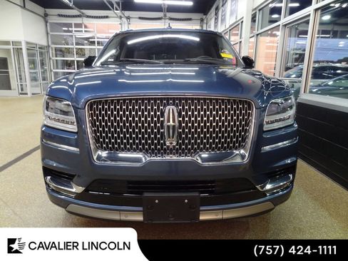 Used 2019 Lincoln Navigator L Reserve AWD/4WD image 5