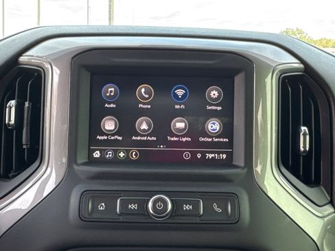 Used 2021 Chevrolet Silverado 1500 Custom Trail Boss w/ LPO, Dark Essentials Package image 11