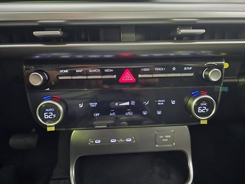 New 2026 Hyundai Ioniq 9 SE image 16