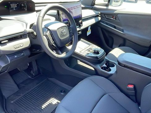 New 2026 Toyota C-HR AWD/4WD image 10