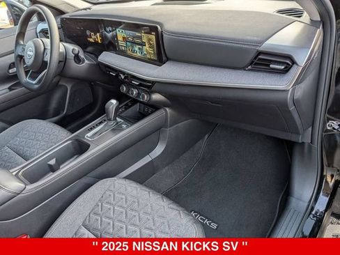 Certified 2025 Nissan Kicks SV w/ SV Premium Package AWD/4WD image 39