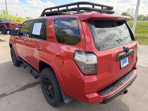 Used 2017 Toyota 4Runner TRD Pro AWD/4WD image 5